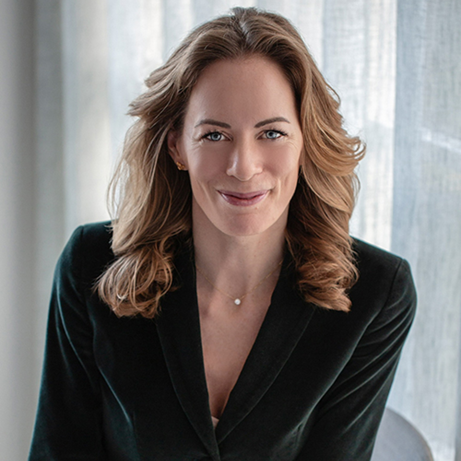 Louisa Loran Portræt 2, Farve